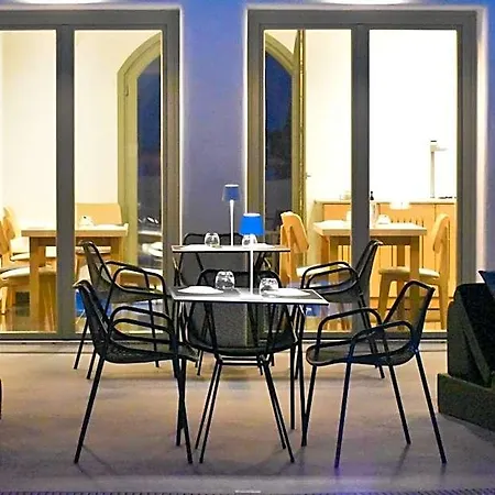 Kallos Imar Boutique מלון